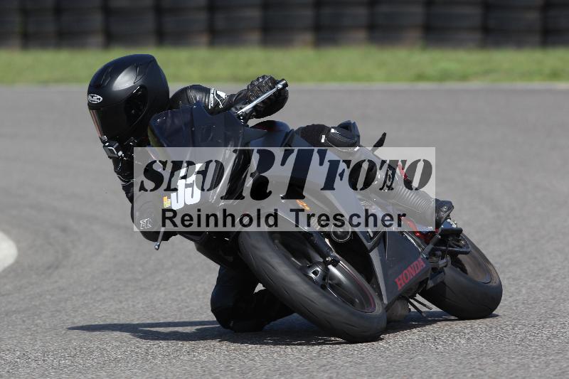 Archiv-2022/57 29.08.2022 Plüss Moto Sport ADR/Einsteiger/55
